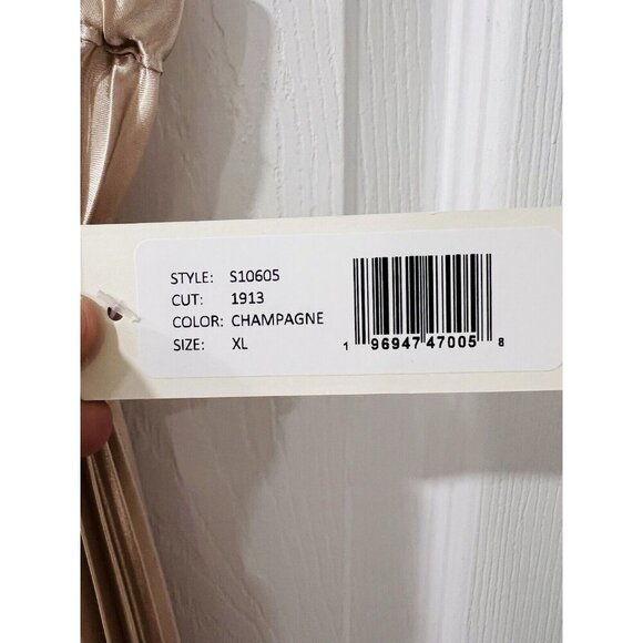 Tash and Sophie Satin Pleated Champagne Midi Skirt Size XL Pull-On Lined NWT - Picture 9 of 10